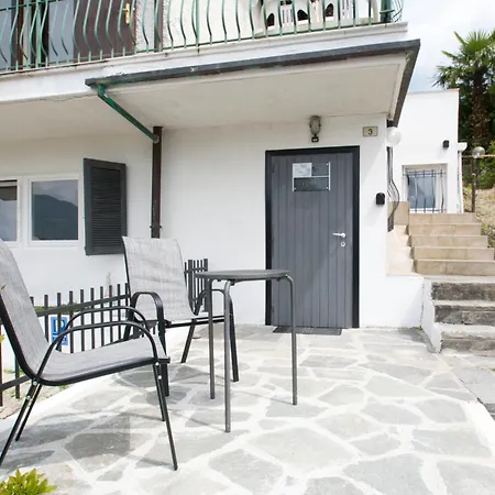 Villa Allegra - Villa Panoramica Con Due Appartamenti Sul Lago Maggiore Germignaga