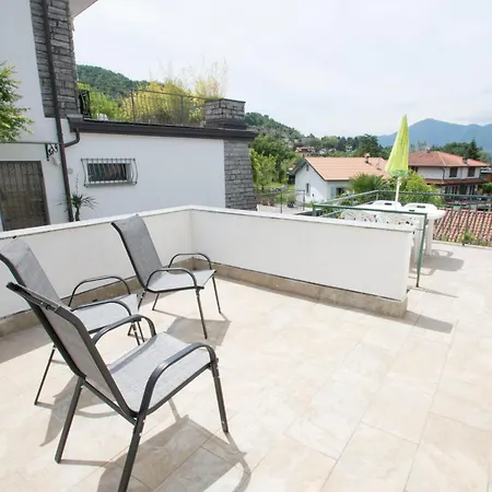 بيت للعطل Villa Allegra - Villa Panoramica Con Due Appartamenti Sul Lago Maggiore *