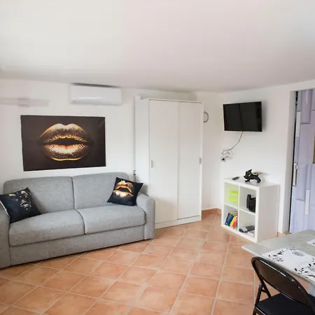 Villa Allegra - Villa Panoramica Con Due Appartamenti Sul Lago Maggiore