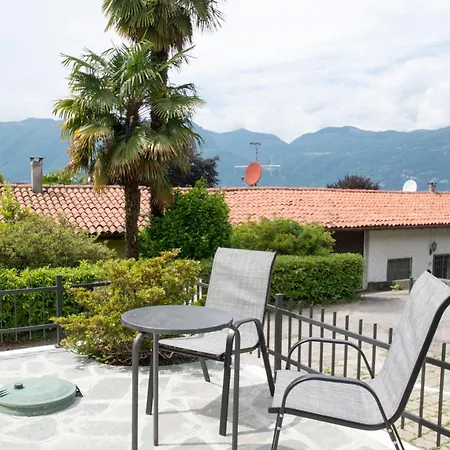 Villa Allegra - Villa Panoramica Con Due Appartamenti Sul Lago Maggiore بيت للعطل *