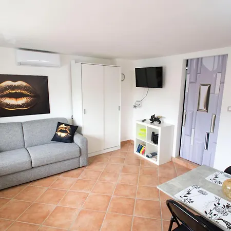 بيت للعطل Villa Allegra - Villa Panoramica Con Due Appartamenti Sul Lago Maggiore Germignaga